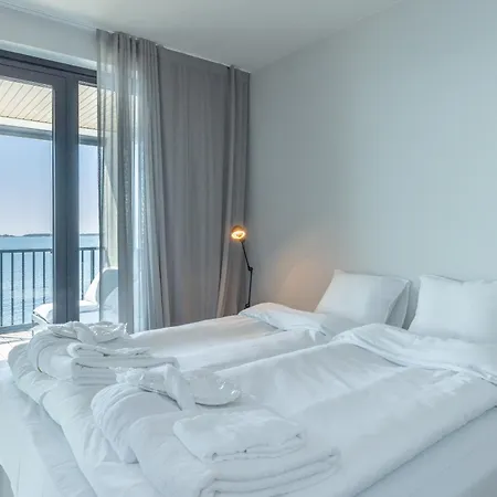 Apartment C33 Two Bedroom Iii Floor Hanko