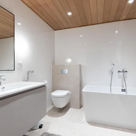 C33 Two Bedroom Iii Floor Apartment